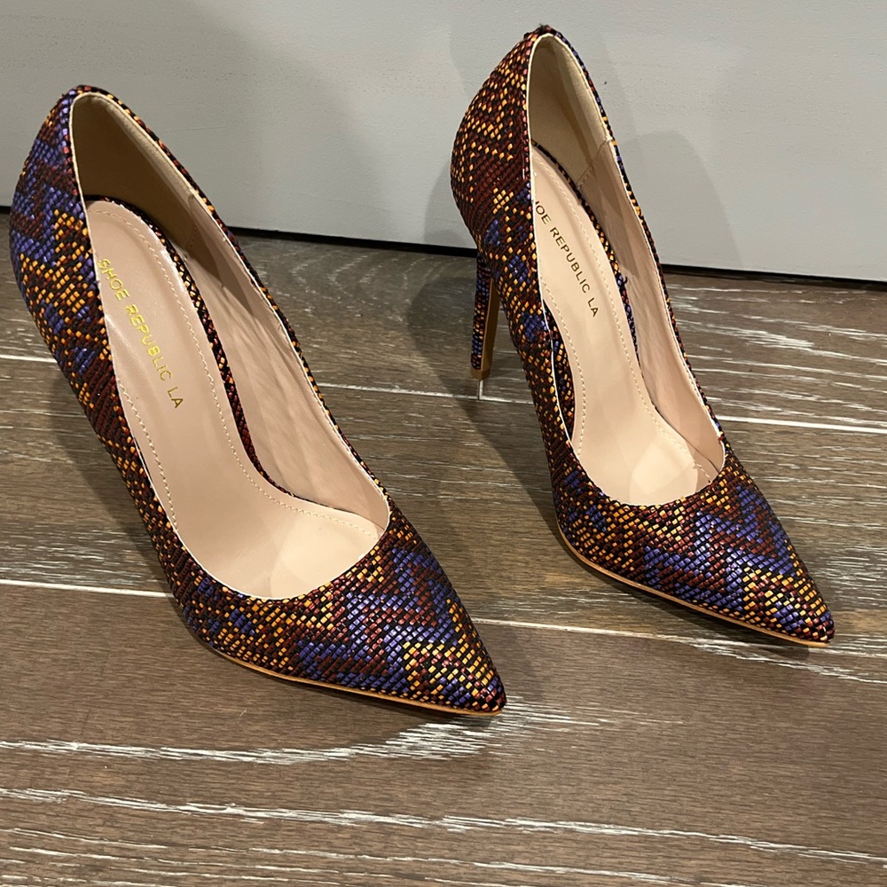Colorful Patterned Heels - Picture 2 of 6